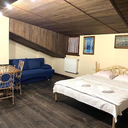 Квартира В Центрі На Вулиці Лесі Українки 19 Lviv Eksteriør bilde