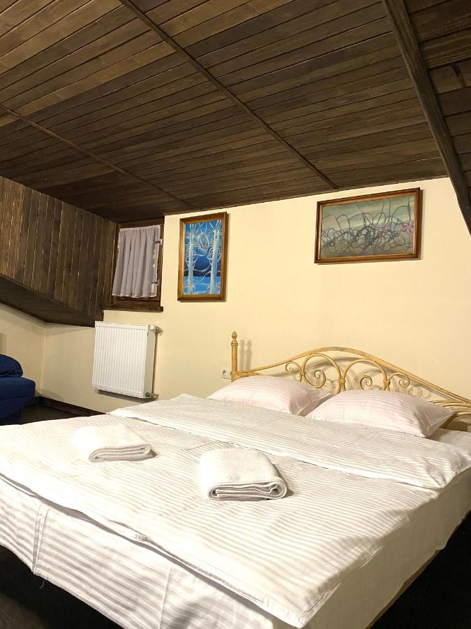 Квартира В Центрі На Вулиці Лесі Українки 19 Lviv Eksteriør bilde