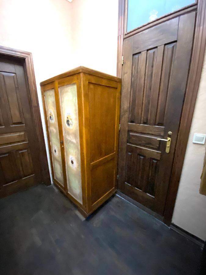Квартира В Центрі На Вулиці Лесі Українки 19 Lviv Eksteriør bilde