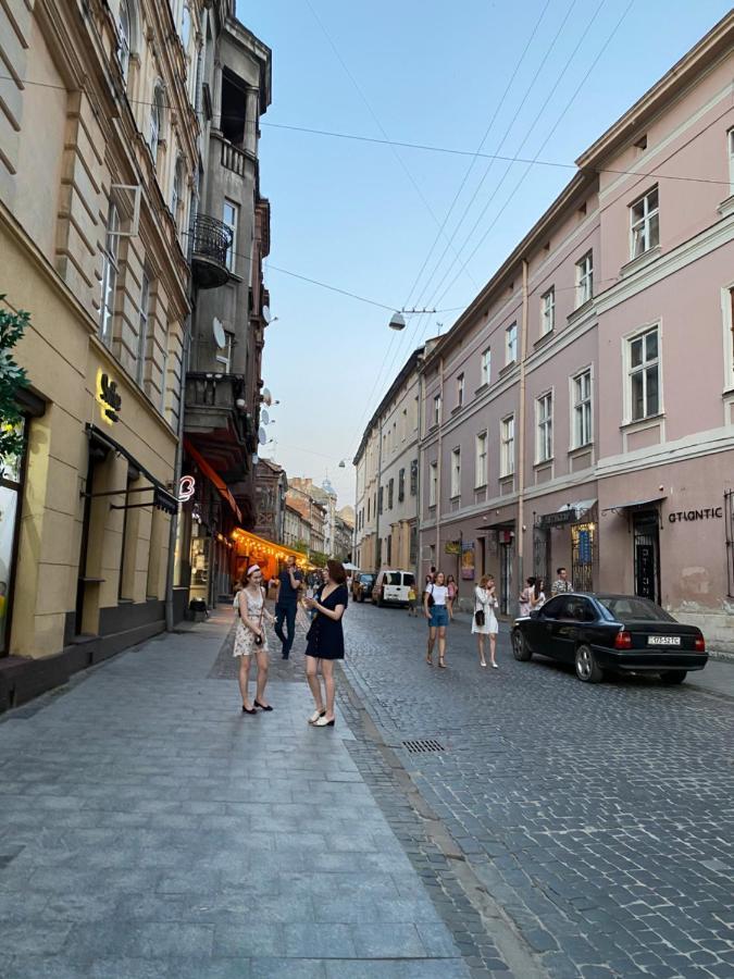 Квартира В Центрі На Вулиці Лесі Українки 19 Lviv Eksteriør bilde
